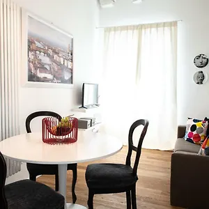  Appartamento Frescobaldi Modern Loft